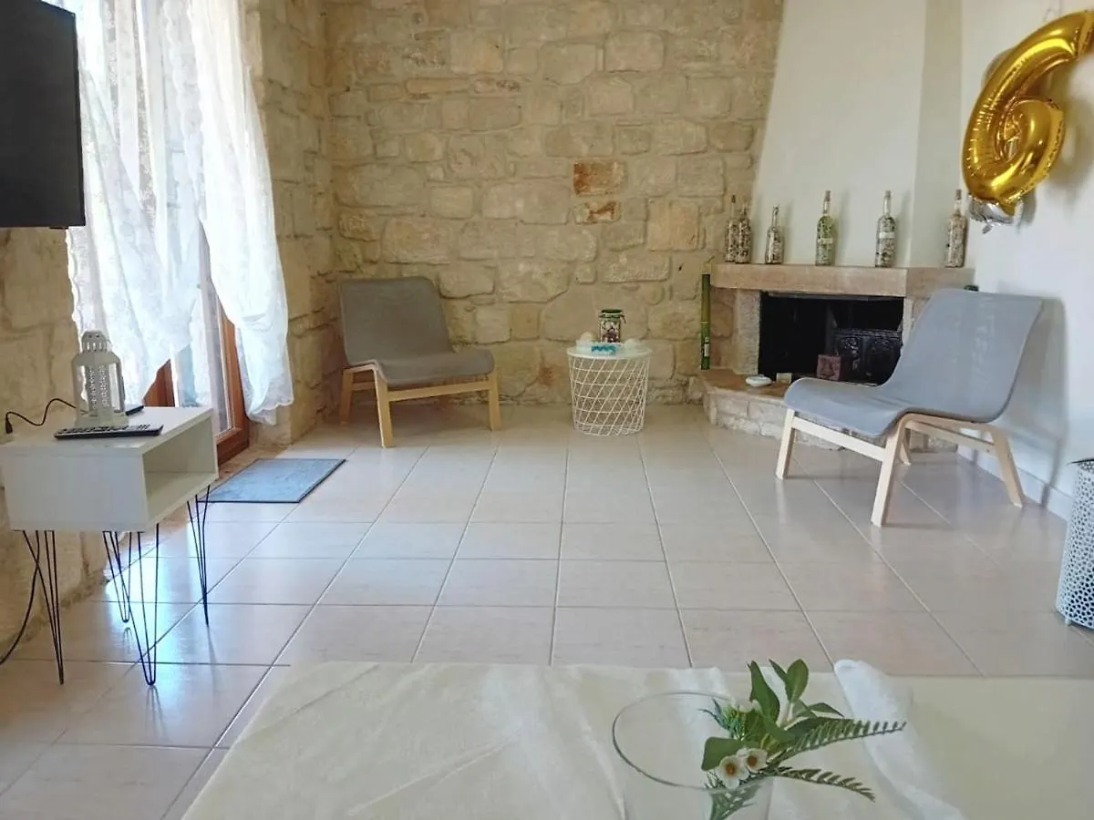 Tabos Suites 1 Siviri Casa vacanze